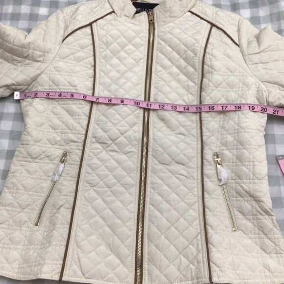 Bellivera quilted fitted jacket zip-up cream gold zippers ecru white Large - Picture 12 of 16